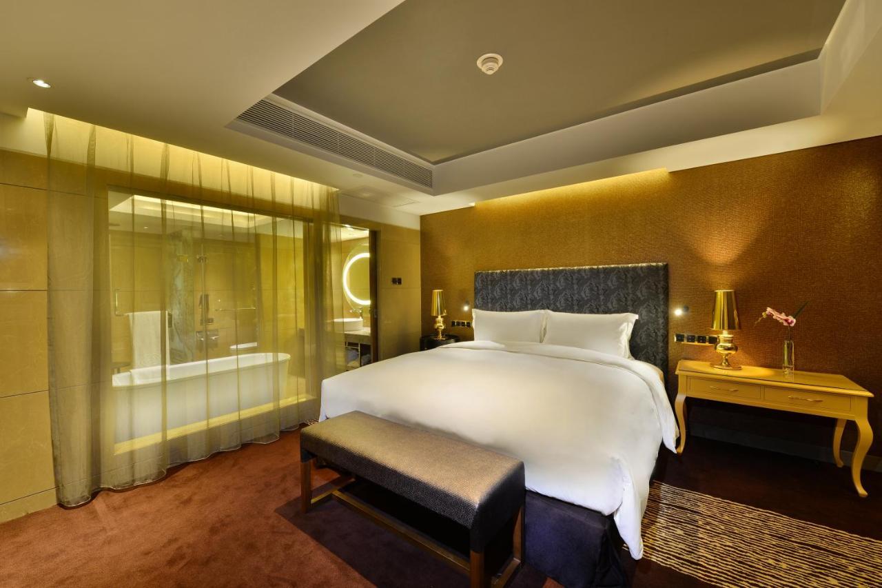 Sofitel Zhengzhou International Hotel Exterior foto